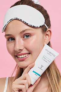 Invierno Barcelona Llc. Yaşlanmayı Önlemeye Yardımcı Krem Tüp Yüz Peelingi 100 ml