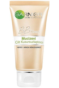Garnier Normal Ciltler İçin Sivilce Yapmayan Işıltılı BB Krem Açık Ton