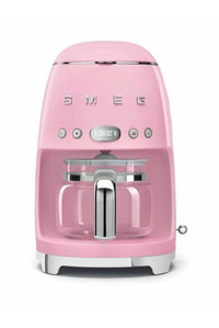 Smeg DCF02 50's Retro Style Zaman Ayarlı Paslanmaz Çelik Filtreli Karaf 1.4 L Hazne Kapasiteli 10 Fincan Akıllı 1050 W Pembe Filtre Kahve Makinesi