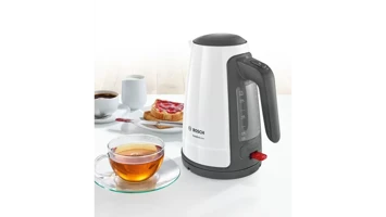 Bosch TWK6A011 ComfortLine Plastik 1.7 lt 2400 W Işıklı Modern Beyaz Kettle