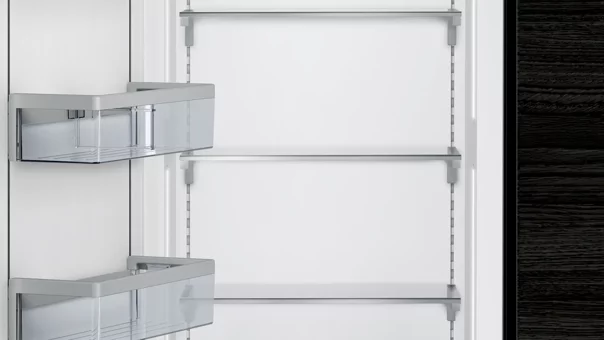 Siemens İQ700 FI24NP32 No Frost 2 Çekmeceli F Enerji Sınıfı 344 lt Dikey Solo Derin Dondurucu Inox
