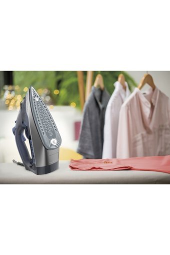 Tefal Express Steam Max Fv2868 2500 W Seramik Tabanlı Yatay Şok Buharlı Ütü