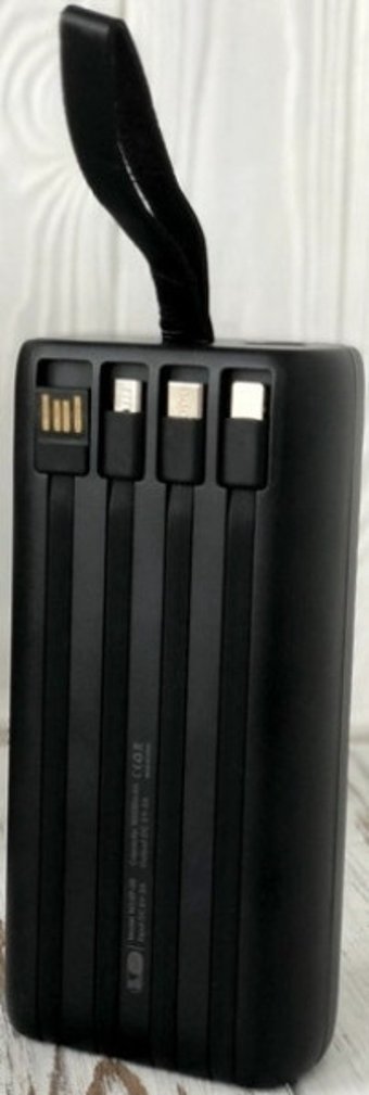 King Power Power KP-30 30000 mAh Hızlı Şarj Işıklı Dijital Göstergeli USB & Type C Çoklu Kablolu Powerbank Siyah