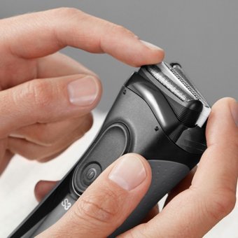 Braun Series 3 3000 VS Kulak Burun Tek Başlıklı Sinekkaydı Islak Folyo Kablosuz Tıraş Makinesi