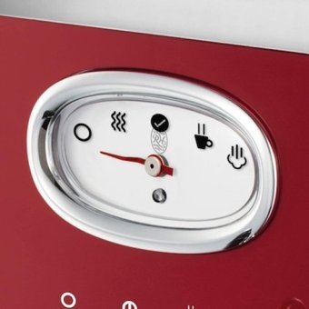 Russell Hobbs Retro Red 28250-56 Zaman Ayarlı Filtreli Fincan 1100 ml Hazne Kapasiteli 15 Fincan Süt Köpürtücülü 1350 W Kırmızı Filtre Kahve Makinesi