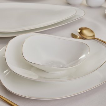 Karaca Fine Pearl Trio 62 Parça 12 Kişilik Desenli Fine Pearl Çokgen Yemek Takımı