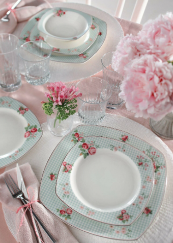 Pierre Cardin Ellen 24 Parça 6 Kişilik Desenli Bone China Kare Yemek Takımı