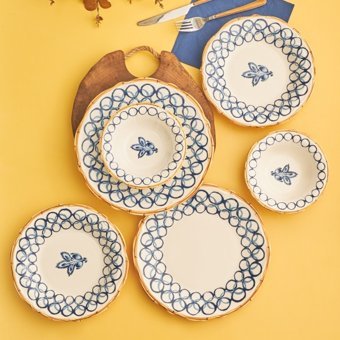Karaca Fiona 18 Parça 6 Kişilik Desenli Porselen Yuvarlak Yemek Takımı