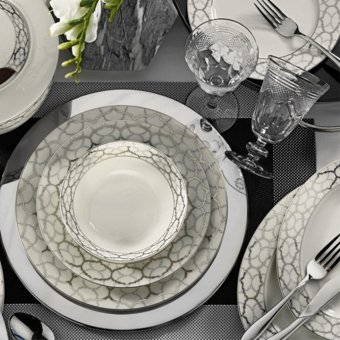 Kütahya Porselen Bone Kalipso 9624 62 Parça 12 Kişilik Desenli Porselen Yuvarlak Yemek Takımı