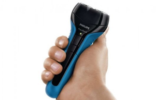 Philips AquaTouch AT600/15 Tek Başlıklı Sinekkaydı Islak Döner Başlıklı Kablosuz Tıraş Makinesi