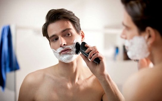Philips S9721/41 Ense Tek Başlıklı Sinekkaydı Islak Döner Başlıklı Kablosuz Tıraş Makinesi