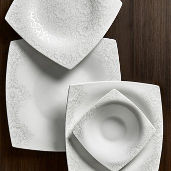 Karaca Fine Pearl Helen 62 Parça 12 Kişilik Desenli Porselen Kare Yemek Takımı