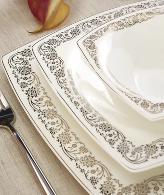 Karaca Fine Pearl Trove 62 Parça 12 Kişilik Desenli Fine Pearl Kare Yemek Takımı