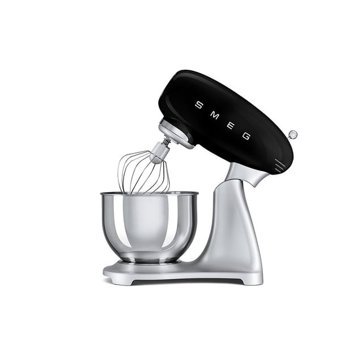 Smeg SMF02 800 W Hamur Yoğurmalı Çırpıcılı Siyah Standlı Mikser