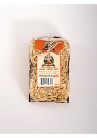 Nesibe Hatun Brokolili Havuçlu El Yapımı Erişte 500 gr