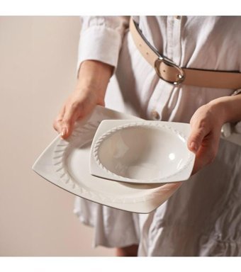 Güral Porselen Majorı 24 Parça 6 Kişilik Bone China Porselen Kare Yemek Takımı
