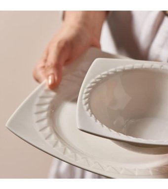 Güral Porselen Majorı 24 Parça 6 Kişilik Bone China Porselen Kare Yemek Takımı