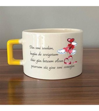 Mor Mürekkep Dün Seni Sevdim Baskılı Sarı Kulplu C Fincan