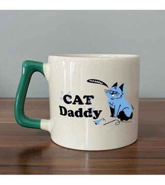 Mor Mürekkep Cat Daddy Baskılı Yeşil Kulplu D Kupa