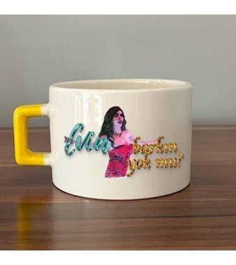 Mor Mürekkep Evin Barkın Yok Mu Baskılı Sarı Kulplu C Fincan