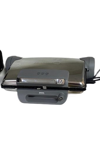Korkmaz A1827 4'lü Elektronik Çeyiz Seti Inox