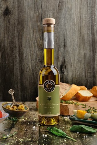 Dardanos Fine Foods Fesleğenli Soğuk Sıkım Organik Polifenolsüz Cam Sızma Zeytinyağı 250 ml