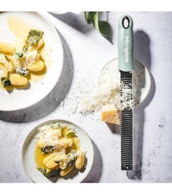 Microplane Premium Classic Zester Paslanmaz Çelik Rende Okaliptüs Yeşili