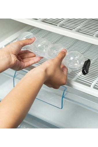 Bernoullı Piramit Şekilli Plastik Kapaklı Şeffaf Buz Kalıbı