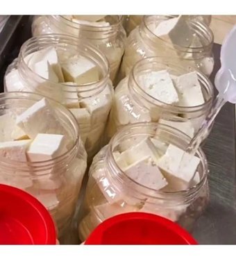 Niyazibey Çiftliği Kaşar İnek Peyniri 1 kg