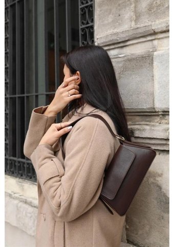 Gülşah Çaptı Bag Sade Tasarım Kapaklı Kol Kadın El Çantası Kahve
