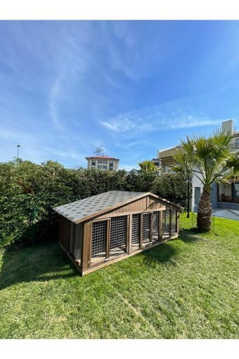 Latanwood Herkül XXL Çitli Dış Mekan Ahşap Köpek Kulubesi