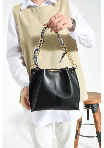 Valu Accessorize Fularlı Zincir Kadın Omuz Çantası Siyah
