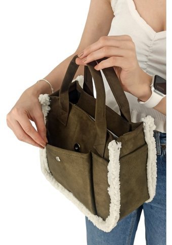 Çlk Accessories Kadife Kumaş Önü Cepli Tüylü Spor Askı Kadın Omuz Çantası Yeşil