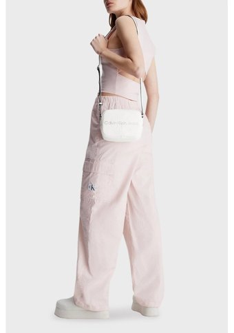 Calvin Klein K60K610275 0Lı Gümüş Kadın Omuz Çantası Beyaz - Gümüş