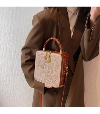 Globeasy Moda Hafif Lüks Doku Kadın Omuz Çantası Kahverengi