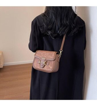 Summer Love Modern Retro Küçük Buzlu Çok Yönlü Omuz Eyer Kadın Omuz Çantası Kahverengi