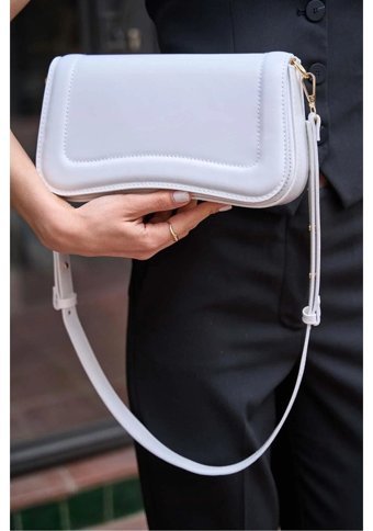 Gülşah Çaptı Bag Mıknatıs Kapamalı Kadın Omuz Çantası Beyaz