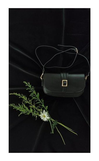Güneş Modest Gold Toka Detaylı Kadın Omuz Çantası Siyah