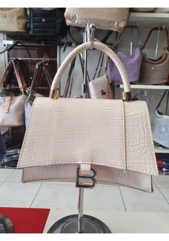 Butik İzmirden Şık Kadın Omuz Çantası Beyaz