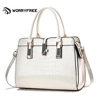 Worryfreeshopping Wr0402401 Parlak Deri Büyük Kapasiteli Kadın Omuz Çantası Beyaz