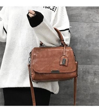Sones Pu Perçinli Messenger Kadın Omuz Çantası Kahverengi