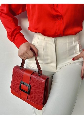 Takmoda Yılan Derisi Desen Tokalı Kadın Omuz Çantası Kırmızı