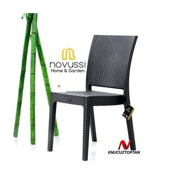 Novussi Kolsuz Plastik 1 Adet Bahçe Sandalyesi
