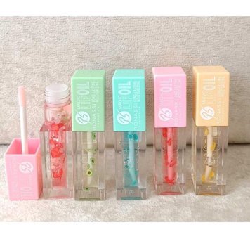 Rs Ronassi Cosmetics Meyveli ve Meyve Parçacıklı STK-0055 Dudak Parlatıcısı