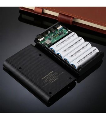 Haweel Diy 4X18650 20000 mAh Dijital Göstergeli Micro USB Powerbank Siyah