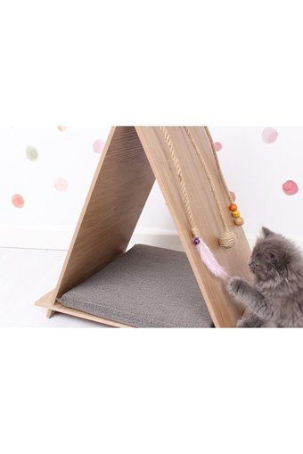 Femusa Oyuncaklı 55 cm Kedi Tırmalama Rampası