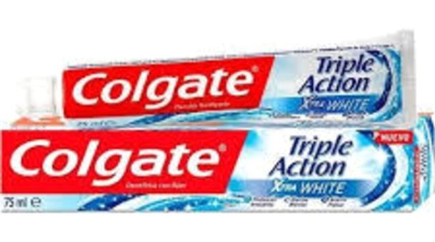 Colgate Triple Action Florürlü Diş Macunu 2x75 ml