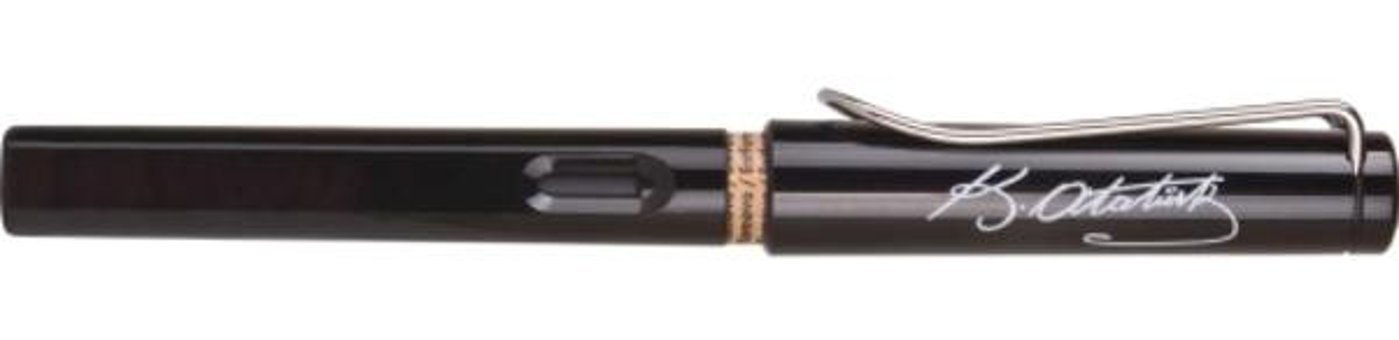 Lamy Safari Atatürk İmzalı Siyah 19Sa-M Dolma Kalem