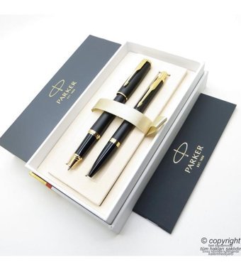 Parker Urban Mat Siyah Altın Dolma Kalem