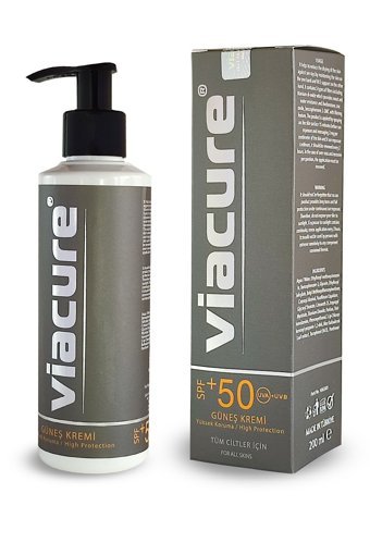 Viacure 50 Faktör Tüm Ciltler İçin Leke Karşıtı Nemlendirici Yağsız Suya Dayanıklı Yüz ve Vücut Güneş Kremi 200 ml